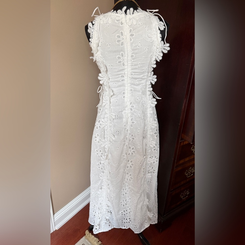 NWOT Lace Hook Maxi Dress - Picture 8 of 15